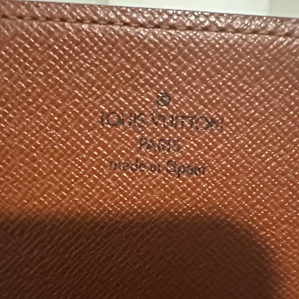 Louis Vuitton Dark Brown Monogram Wallet - Picture 11 of 12